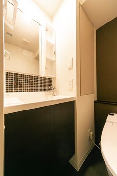 洗面設備　■独立洗面台■キャビネット収納付き