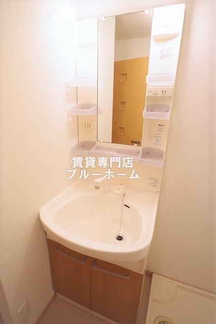 ＪＲ阪和線 堺市駅 徒歩8分 3階建 築21年の内装写真