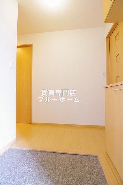 ＪＲ阪和線 堺市駅 徒歩8分 3階建 築21年の玄関写真