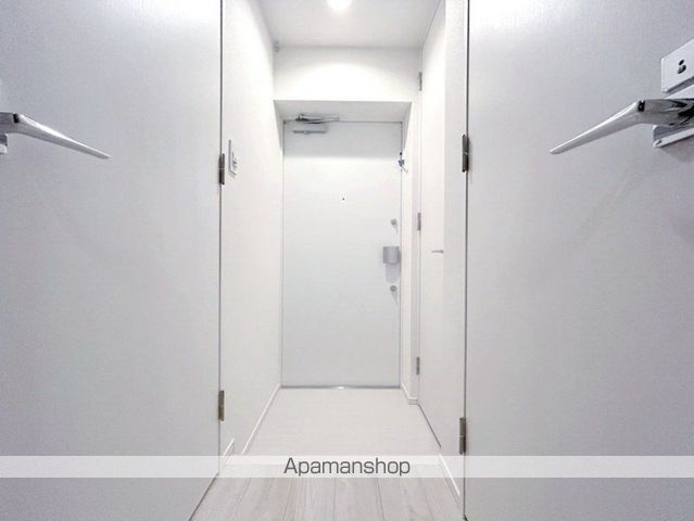アジールコート都立大学の玄関写真