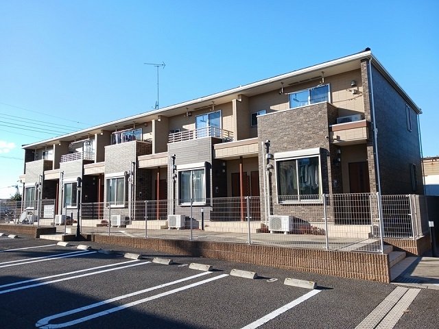建物外観　落ち着いた雰囲気の外観です