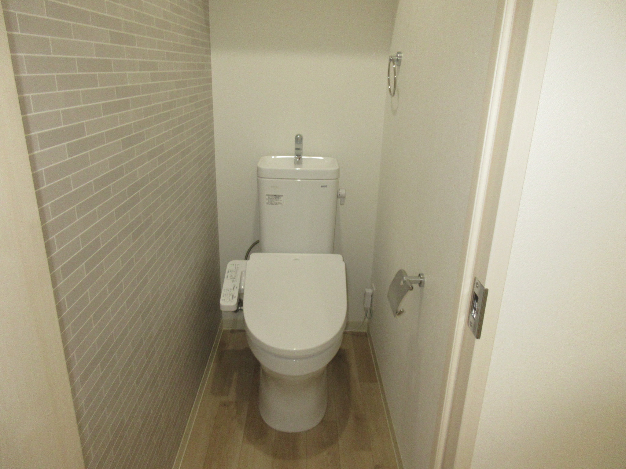 地下鉄谷町線 喜連瓜破駅 徒歩6分 3階建 築2年のトイレ写真