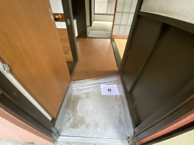都営三田線 本蓮沼駅 徒歩1分 2階建 築57年の玄関写真