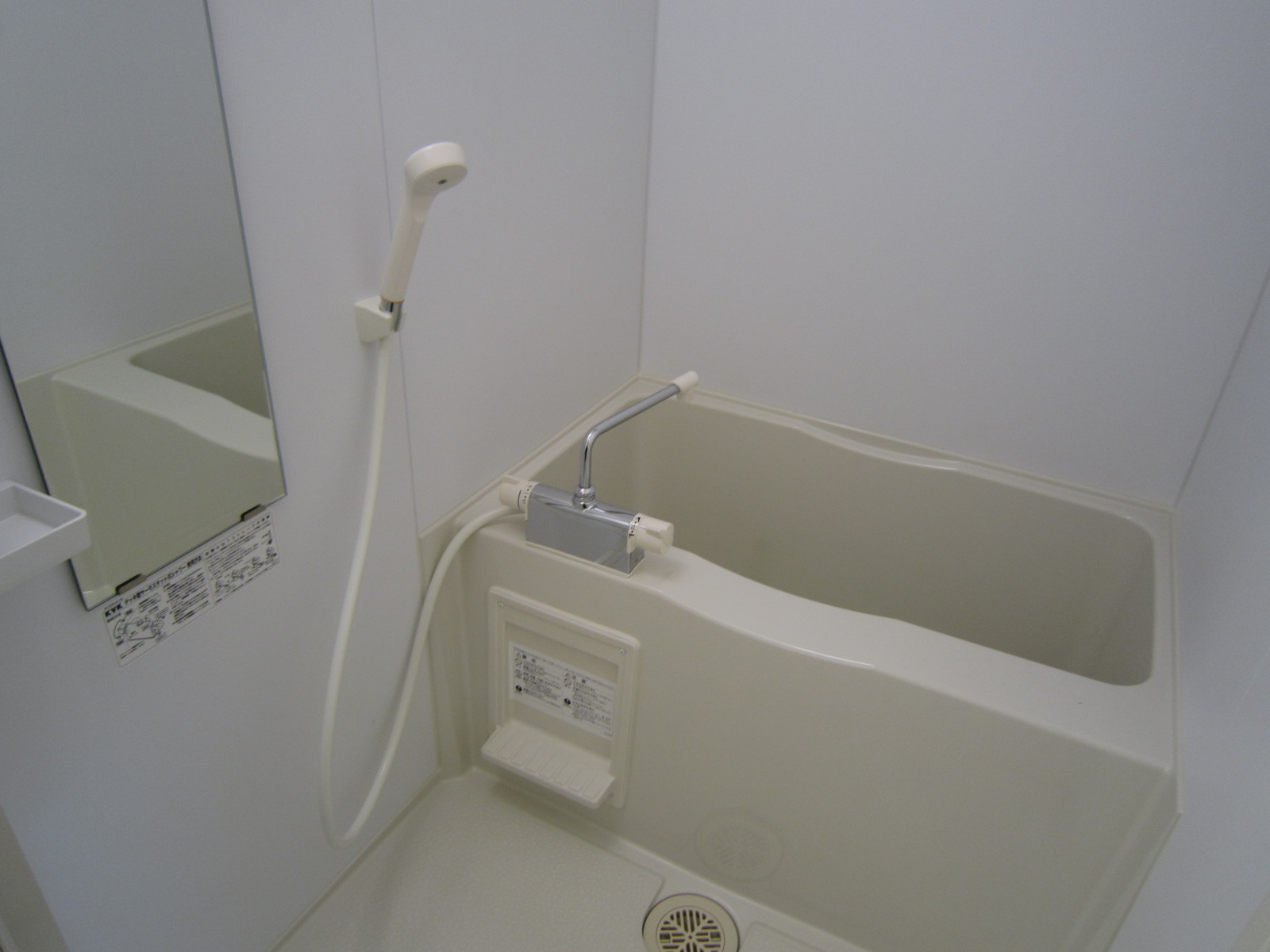 バス・シャワールーム　浴室