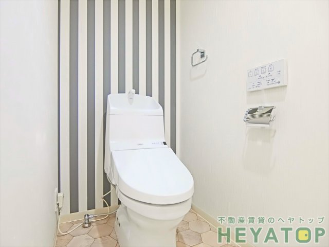 【名古屋市熱田区六番のアパートのトイレ】