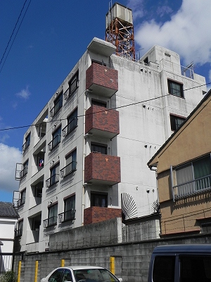 京都市中京区達磨町のマンションの建物外観