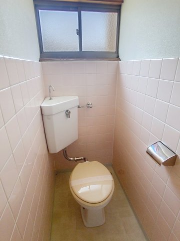 トイレ　2025年4月撮影※現況を優先致します。