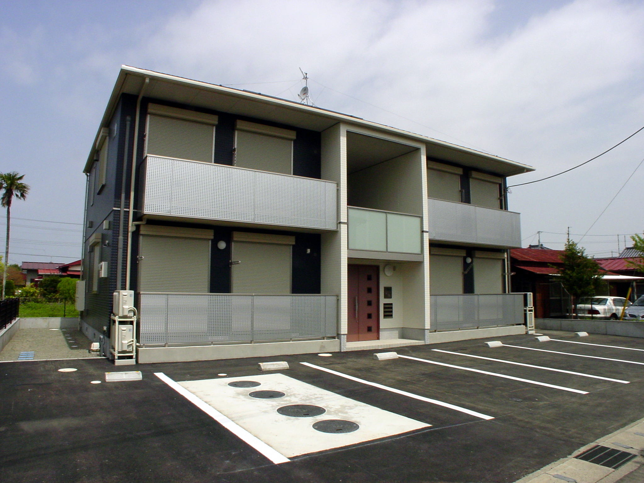 館山市館山のアパートの建物外観