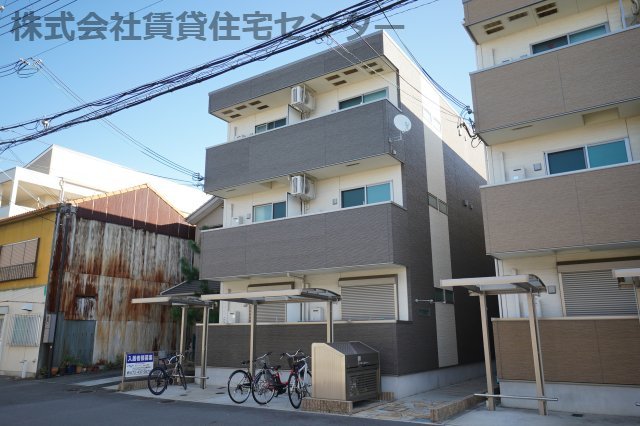 フジパレス市駅東III番館の建物外観