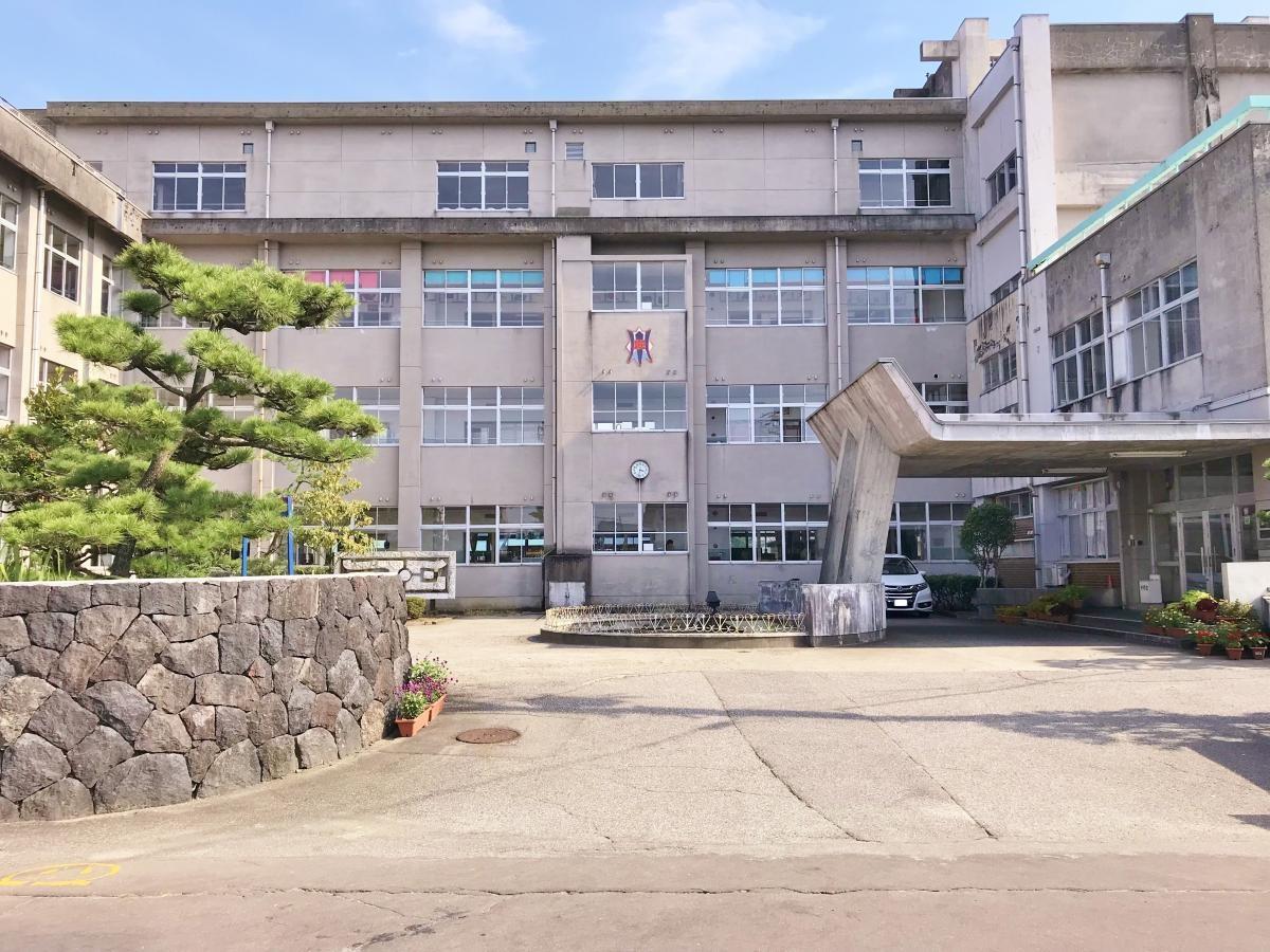 【Luminous西大泉の小学校】