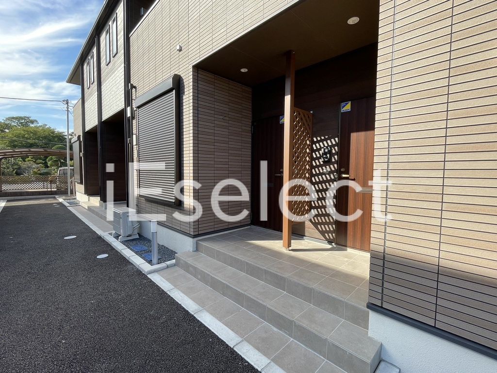 エントランス　エントランスも綺麗ですね。