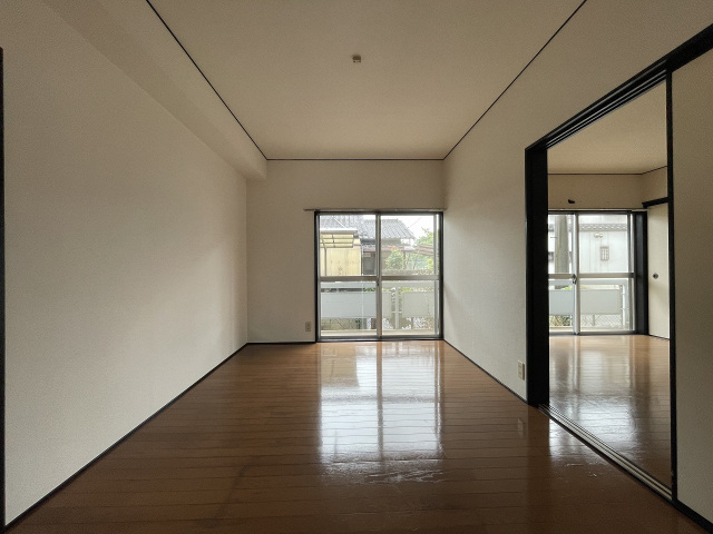 その他部屋・スペース　洋室6帖です♪