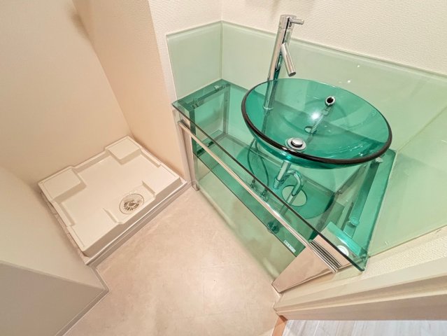 洗面設備　詳細は、RISUMO江坂本店→06-6155-7137まで♪