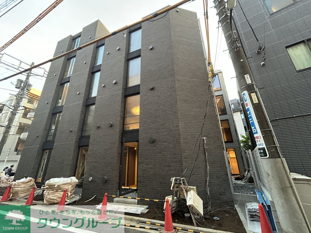 建物外観　新築工事中