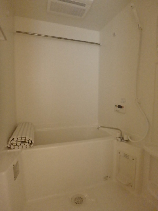 バス・シャワールーム　図面と現状に相違がある場合には現状を優先