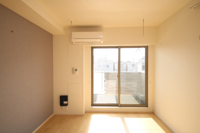 居室・リビング　※別室の参考写真の為、現況優先です。