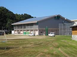 中学校　米子市立湊山中学校（中学校）まで2373m