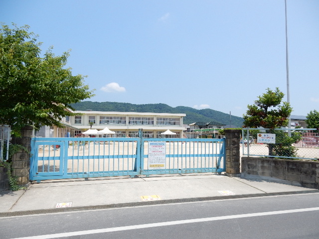 幼稚園・保育園　高島幼稚園（幼稚園・保育園）まで1500m
