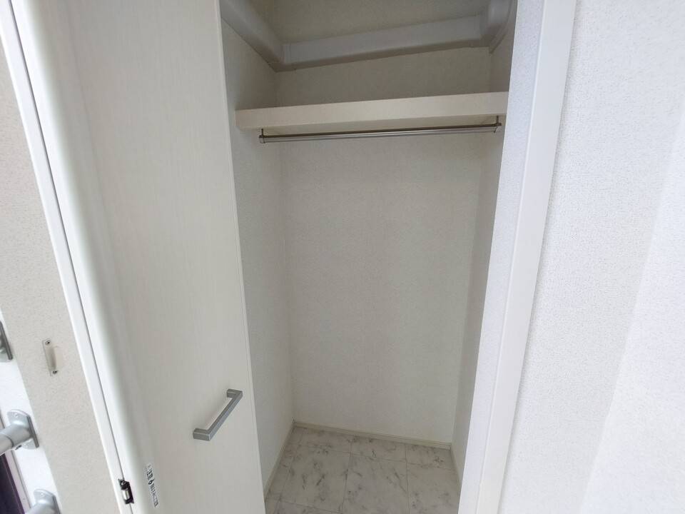 収納　クローゼット