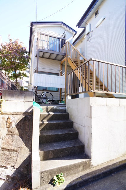 その他共有部分　共用階段です♪