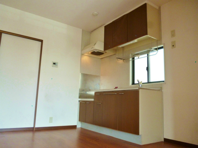 キッチン　キッチンも広々しています。