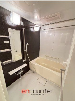 バス・シャワールーム　洗面