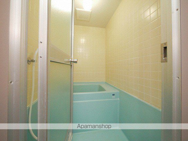 地下鉄東西線 菊水駅 徒歩8分 9階建 築46年の風呂写真