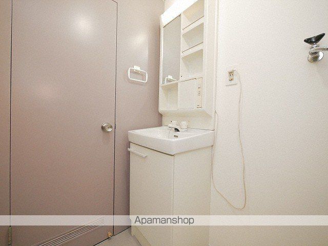 地下鉄東西線 菊水駅 徒歩8分 9階建 築46年の内装写真