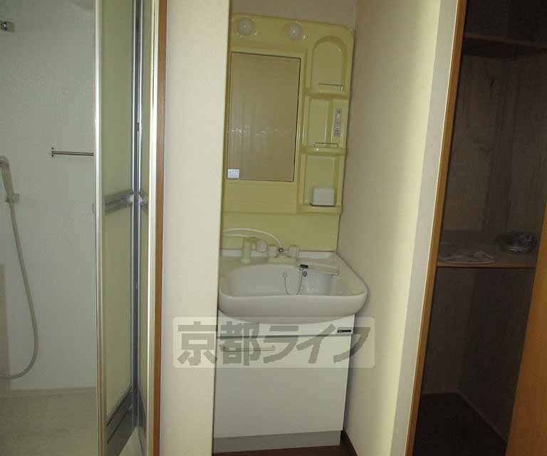 居室・リビング　日当たり良好な部屋です。