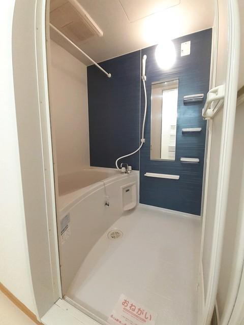 バス・シャワールーム　バスルーム