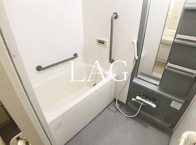 バス・シャワールーム　お風呂です。