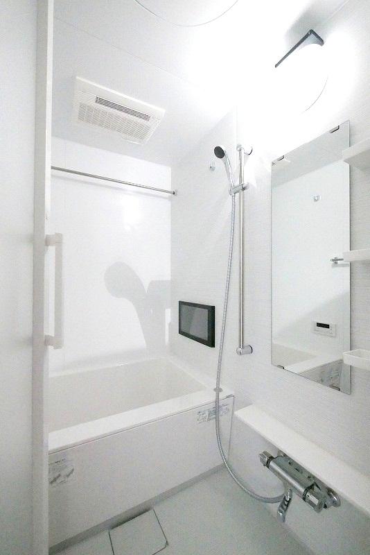 バス・シャワールーム　風呂