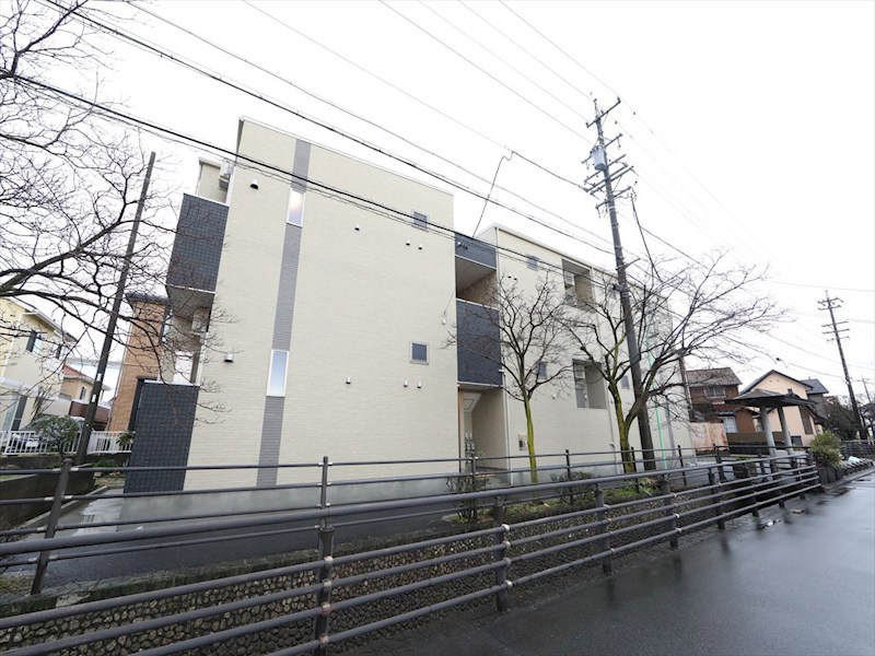 建物外観　外観　宅配ＢＯＸ有り　デザイナーズ