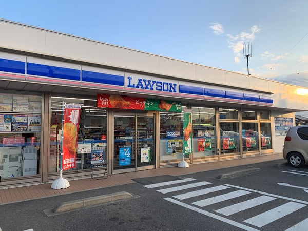 コンビニ　ローソン安城古井店（コンビニ）まで319m