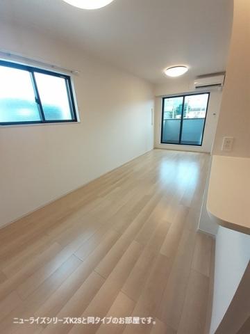 居室・リビング　※同タイプ部屋の写真です。