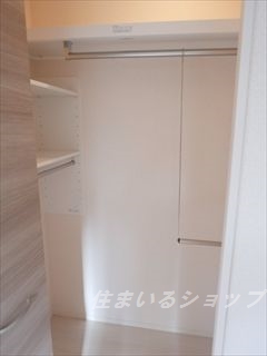 収納　ウォークインクローゼット