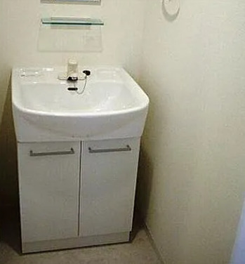 洗面設備　※別部屋の参考写真です。