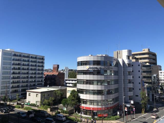 バルコニー　開放感のある眺望