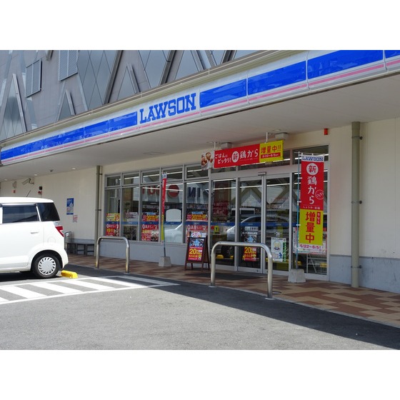 コンビニ　ローソン熊本本山町店（コンビニ）まで318m