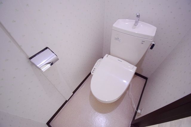 トイレ　別部屋参考写真