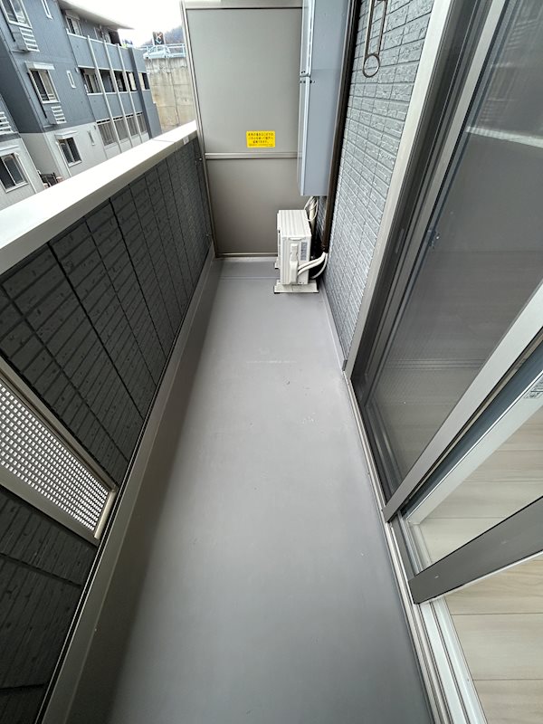 バルコニー　※写真は202号室のものです。（参考）