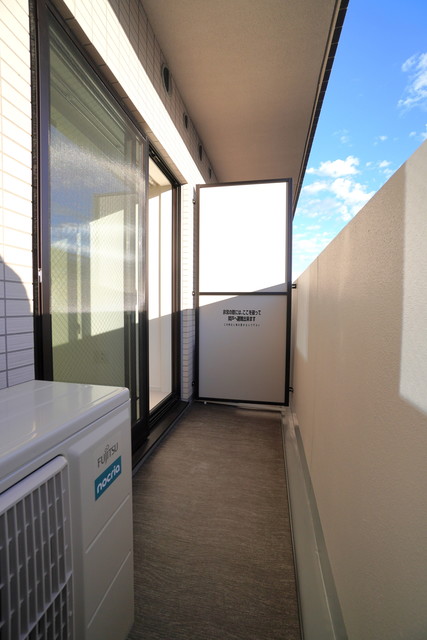バルコニー　※写真は同タイプ住戸です。