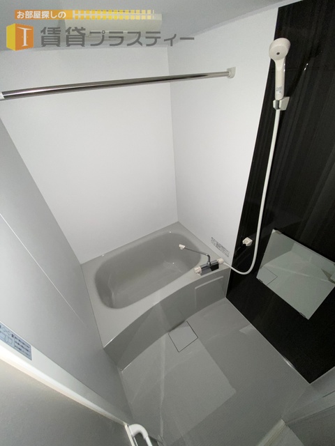 バス・シャワールーム　一日の疲れを癒しましょう。