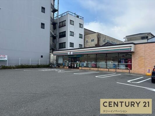 コンビニ　セブンイレブン大阪築港4丁目店（コンビニ）まで100m
