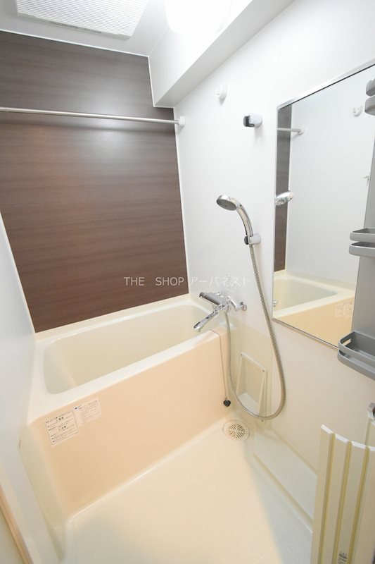 バス・シャワールーム　別部屋参考写真