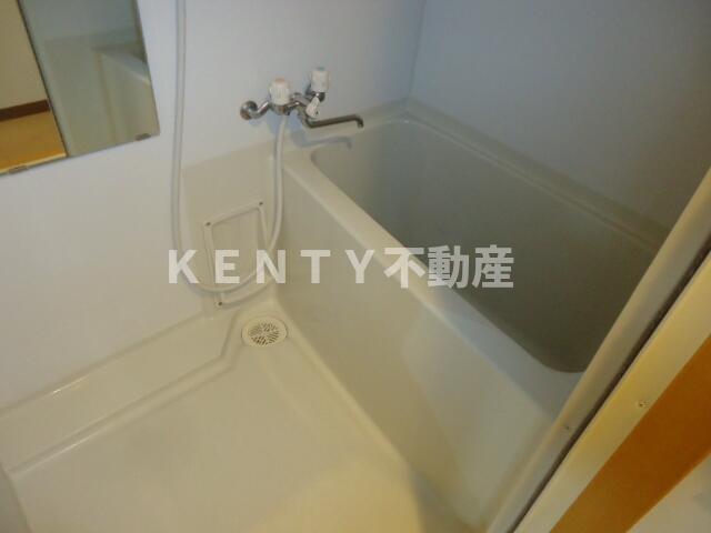 バス・シャワールーム　お風呂です