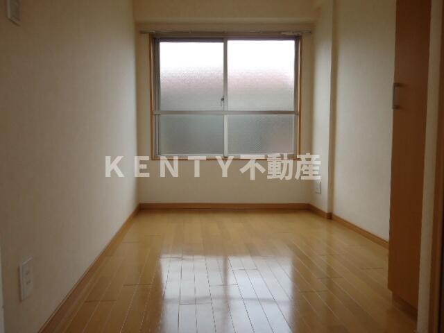 居室・リビング　ゆったり過ごせるリビングです