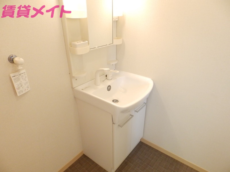 洗面設備　同タイプの画像です