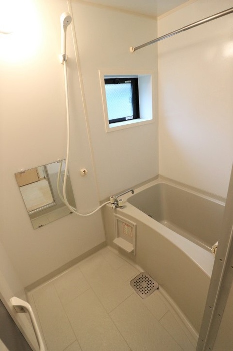 バス・シャワールーム　日々の暮らしに欠かせないお風呂です