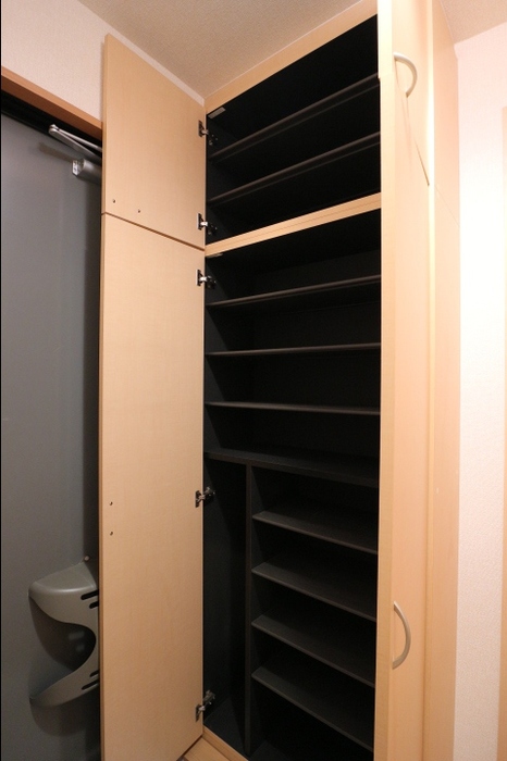 玄関　落ち着いた玄関です